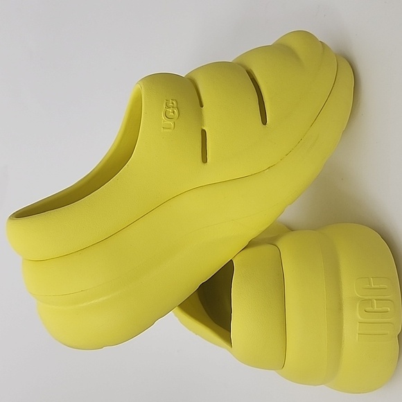UGG Yellow Mules Comfortable Stylish Footwear - Picture 6 of 10